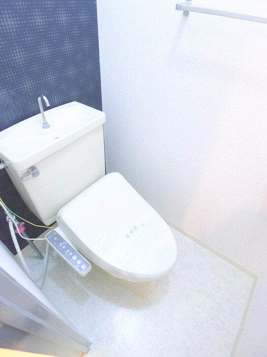 物件内観写真14　(トイレ)