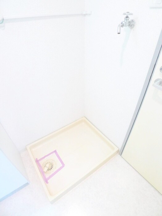 物件内観写真19　(洗濯機置場)