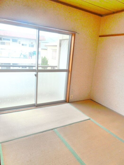 物件内観写真10　(居室)