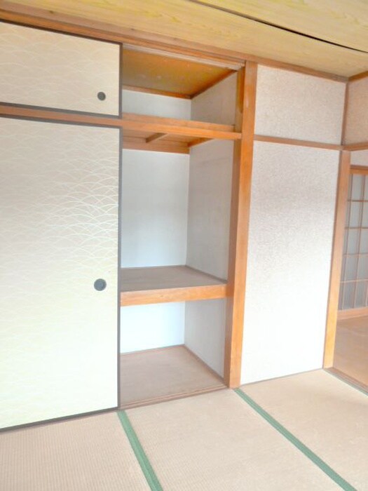 物件内観写真11　(収納)