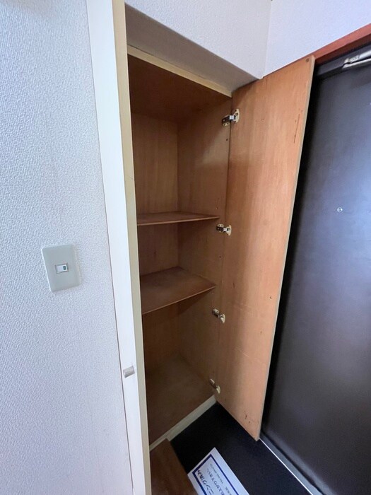 ASAX Corpo 駒場の靴箱