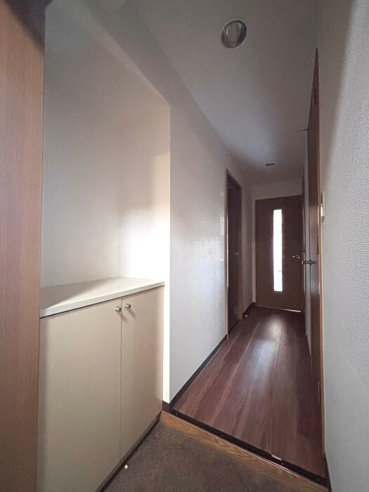 物件内観写真18　(廊下)