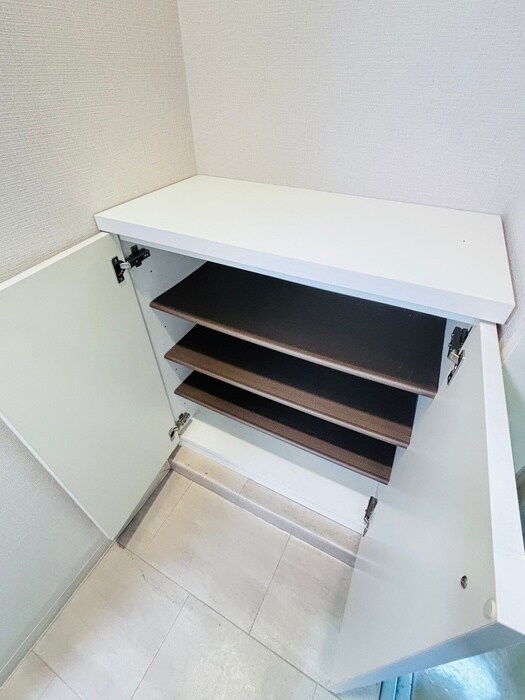 物件内観写真18　(靴箱)