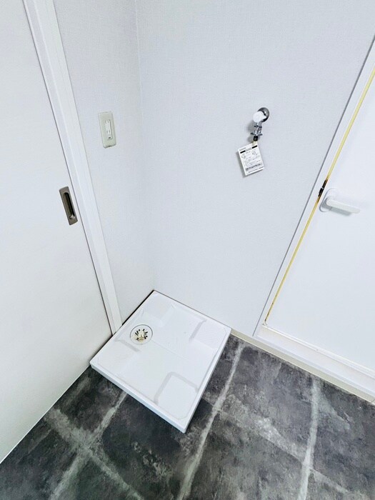 物件内観写真20　(洗濯機置場)