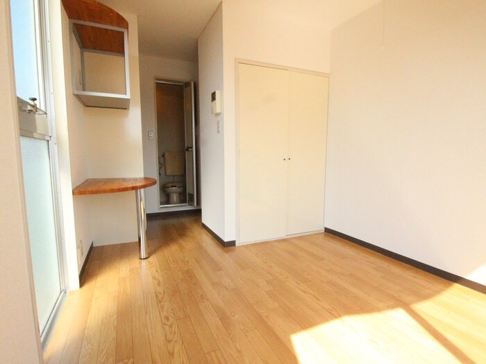 物件内観写真10　(居室)