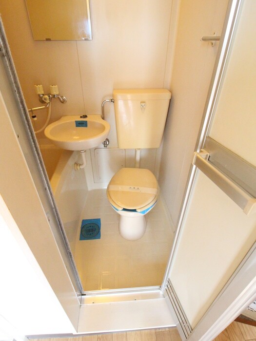 物件内観写真14　(トイレ)