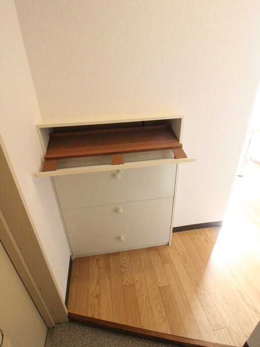 物件内観写真18　(靴箱)