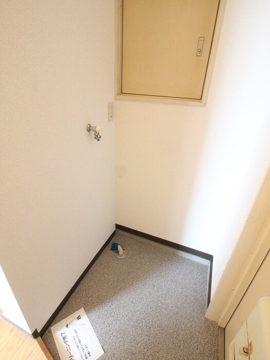 物件内観写真19　(洗濯機置場)