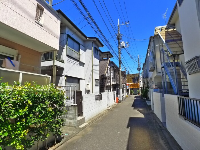 物件外観写真3　(周辺環境)