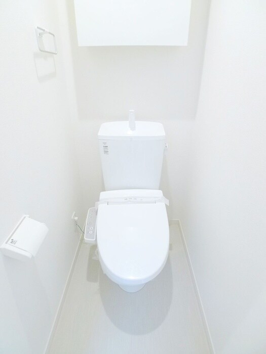 物件内観写真15　(トイレ)