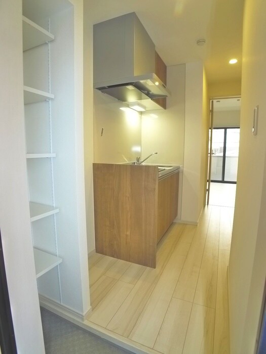 物件内観写真17　(玄関)