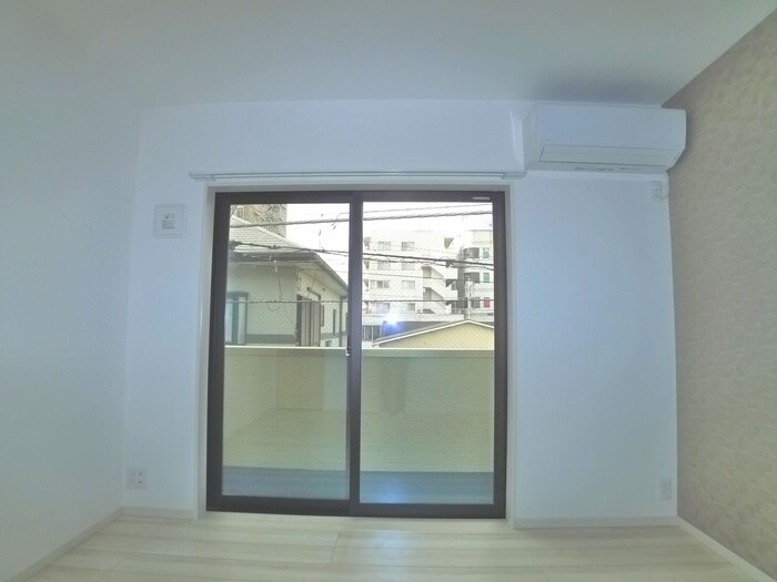 物件内観写真20　(室内からの展望)