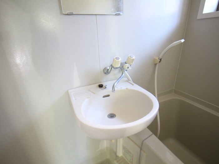 物件内観写真11　(洗面)