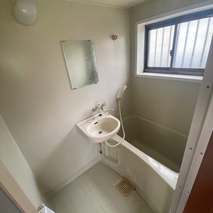 物件内観写真12　(バス／シャワールーム等)