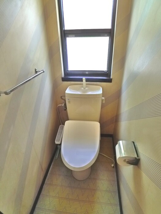 物件内観写真12　(トイレ)