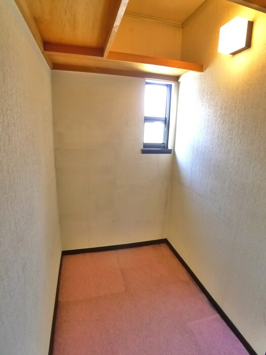 物件内観写真15　(収納)