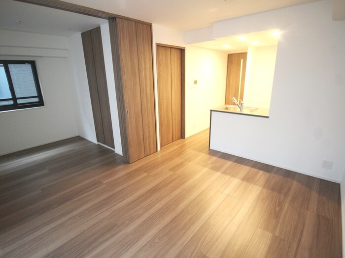 物件内観写真9　(居室)