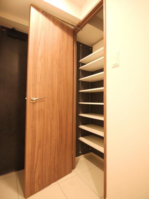 物件内観写真13　(靴箱)