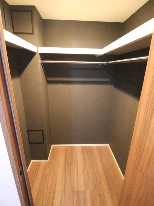 物件内観写真14　(収納)