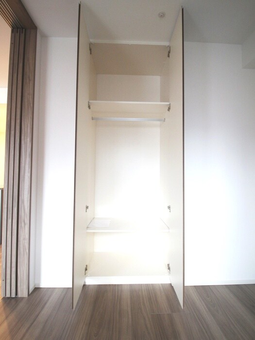 物件内観写真15　(収納)