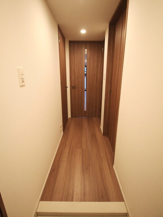 物件内観写真15　(廊下)