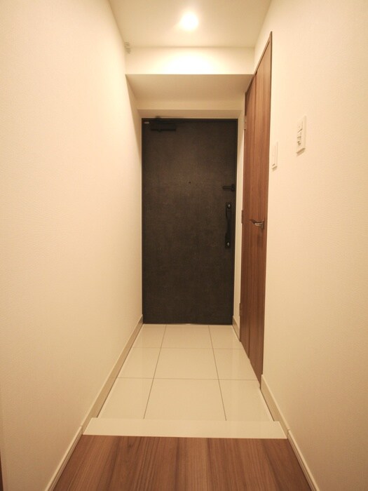 物件内観写真19　(玄関)