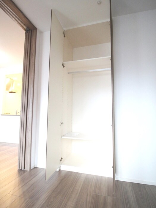 物件内観写真21　(収納)