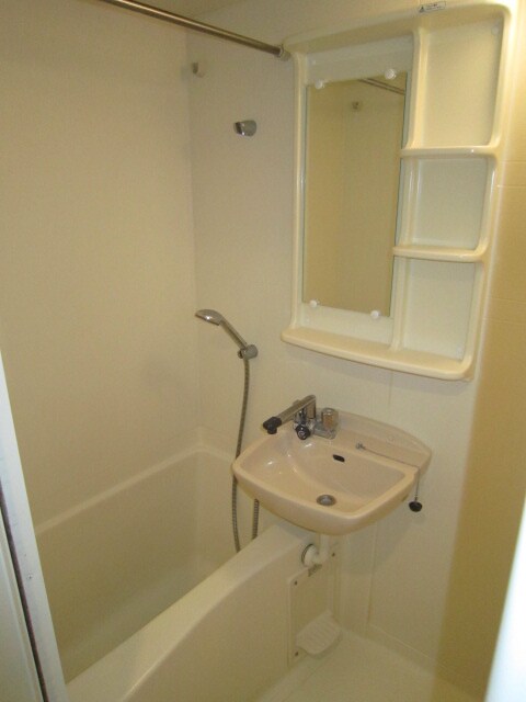 物件内観写真9　(バス／シャワールーム等)