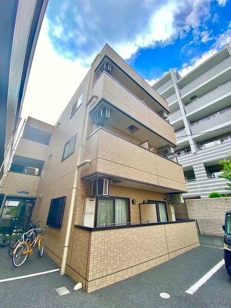 ラティーダ下並木Ⅱ外観写真
