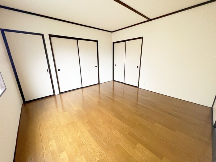 物件内観写真6　(居室)