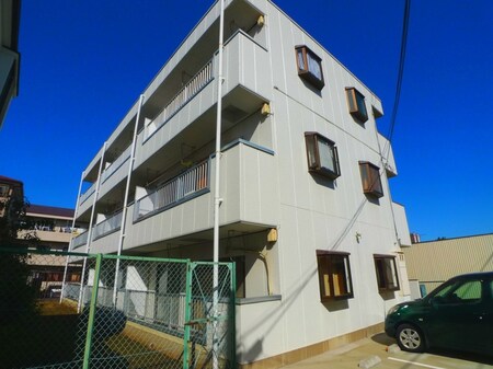 コーポＷＨＩＴＥ　ＳＴＯＮＥ外観写真