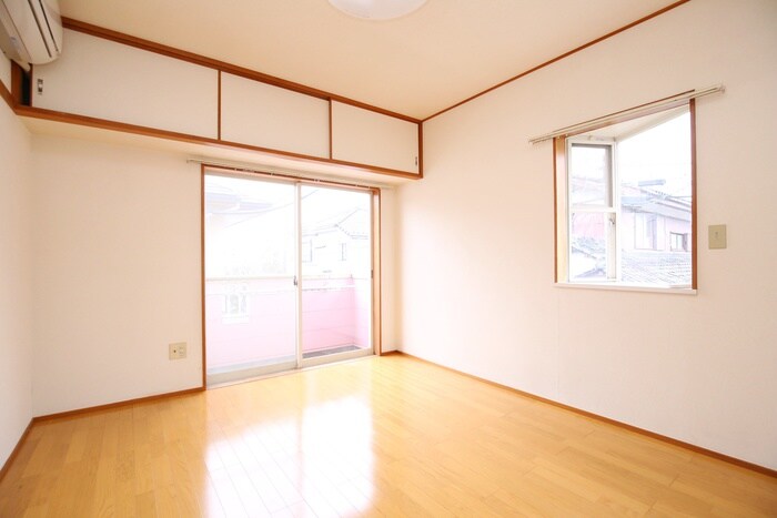 物件内観写真6　(居室)