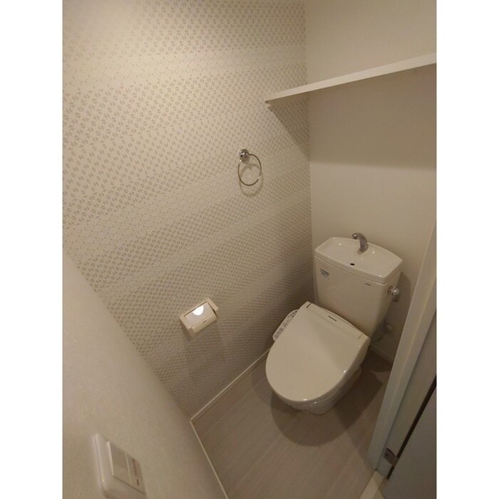 物件内観写真15　(トイレ)