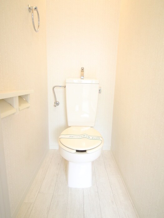 物件内観写真12　(トイレ)