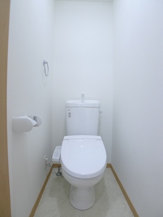 物件内観写真17　(トイレ)