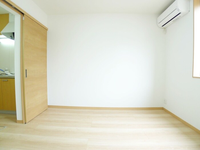 物件内観写真19　(居室)