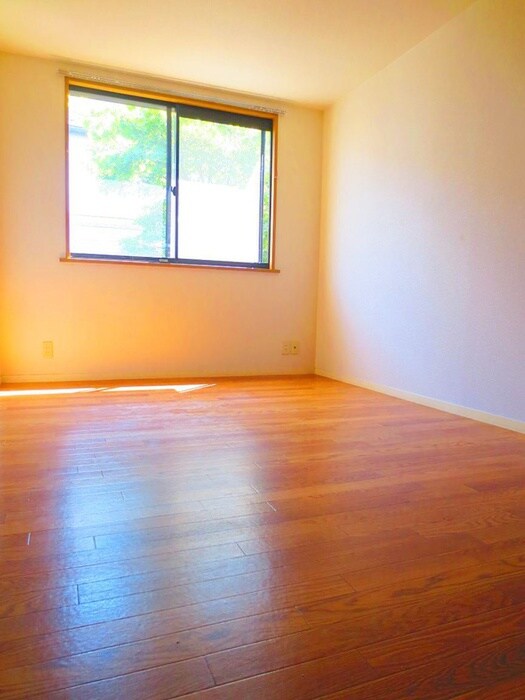 物件内観写真18　(居室)