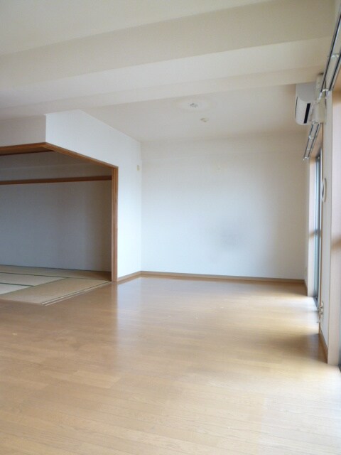 物件内観写真16　(居室)