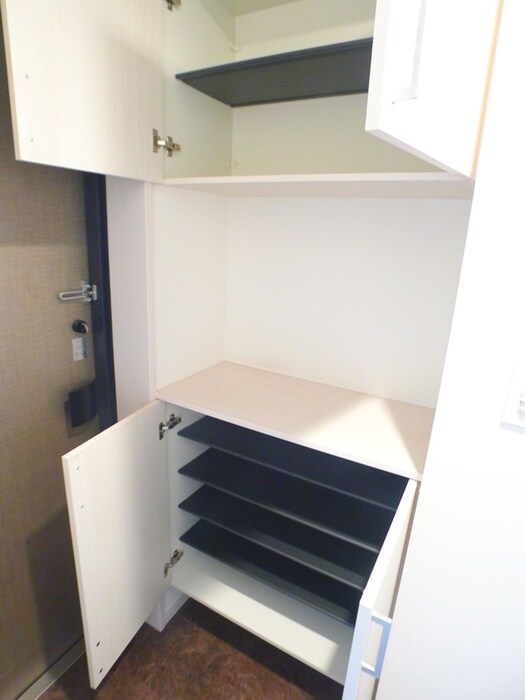 物件内観写真20　(靴箱)