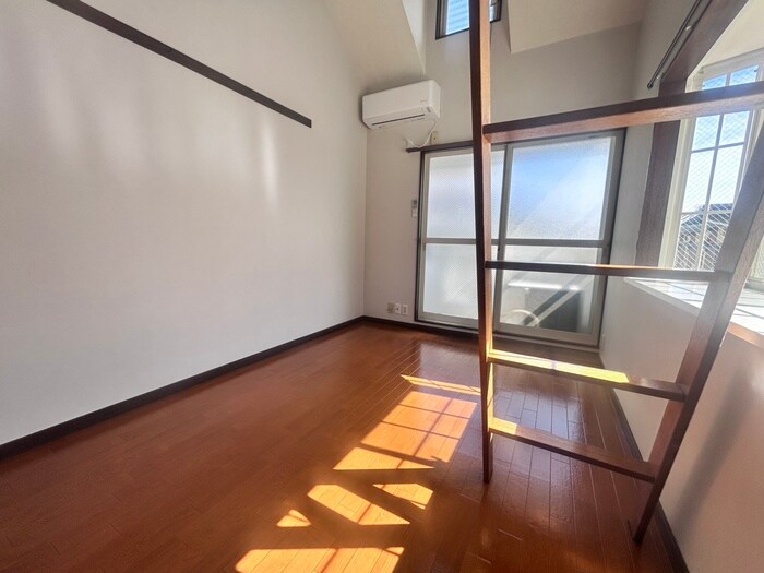 物件内観写真9　(居室)