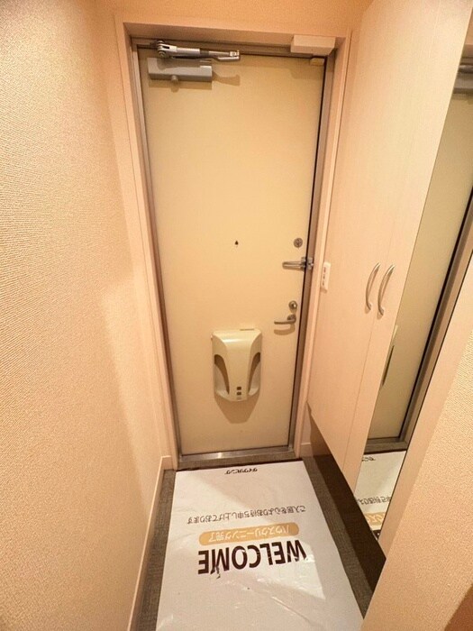 物件内観写真21　(玄関)