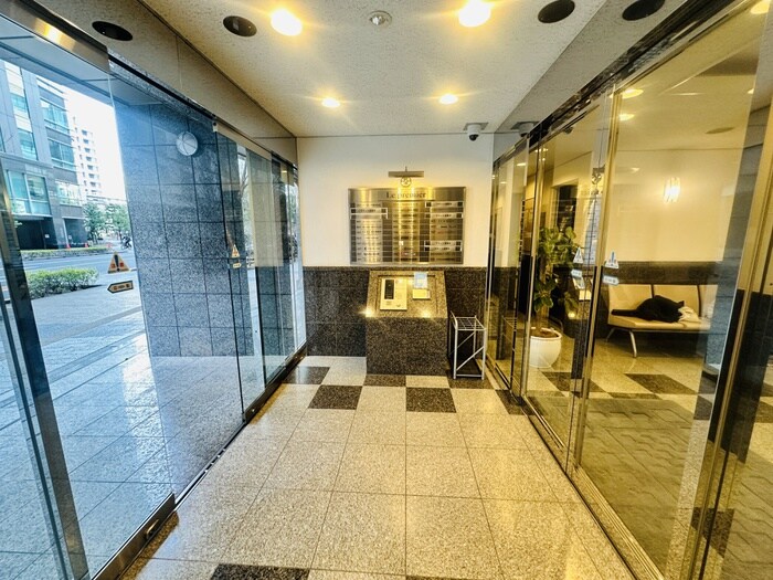 物件外観写真4　(建物設備)