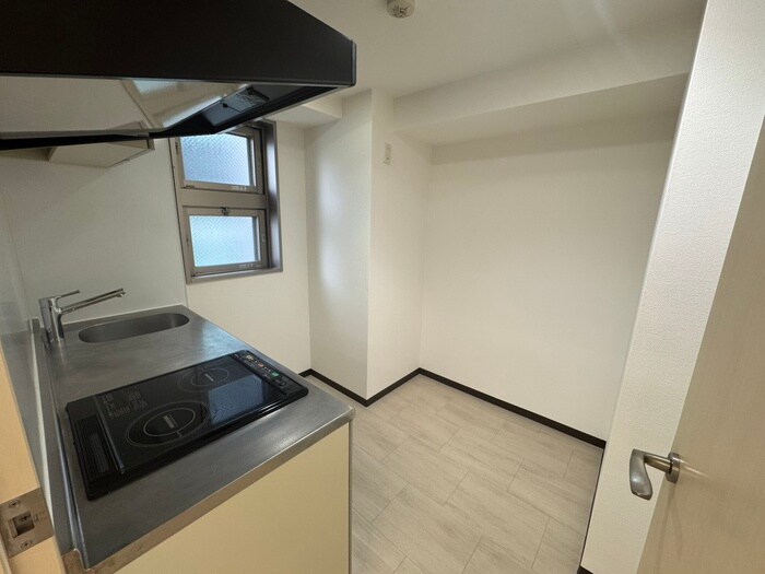 物件内観写真21　(室内からの展望)