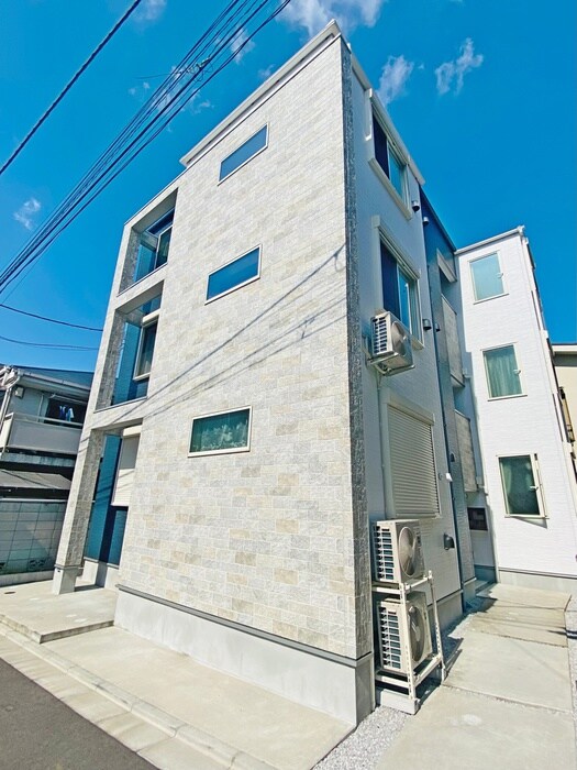 物件外観写真2　(外観写真)