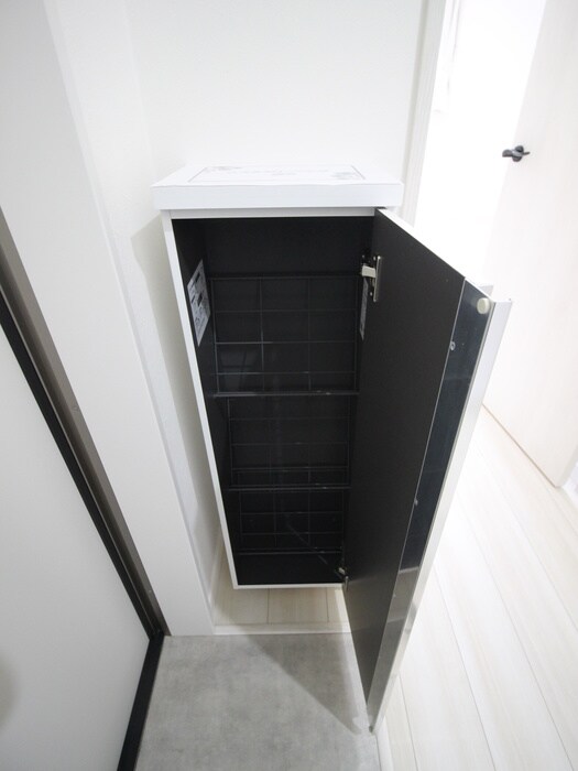 物件内観写真15　(靴箱)