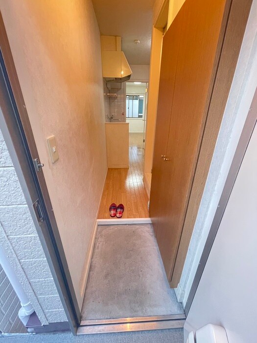 物件内観写真14　(廊下)