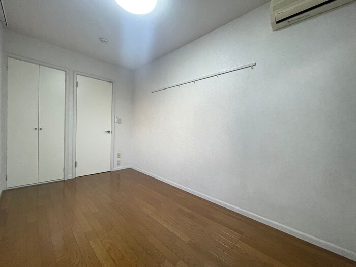 物件内観写真18　(居室)