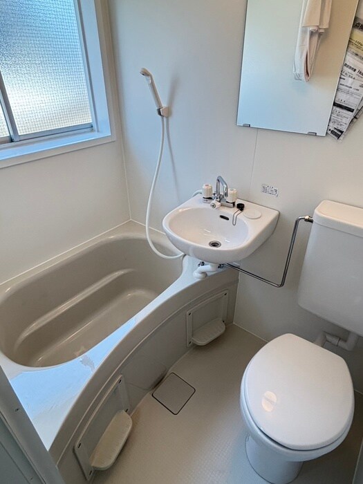 物件内観写真12　(バス／シャワールーム等)