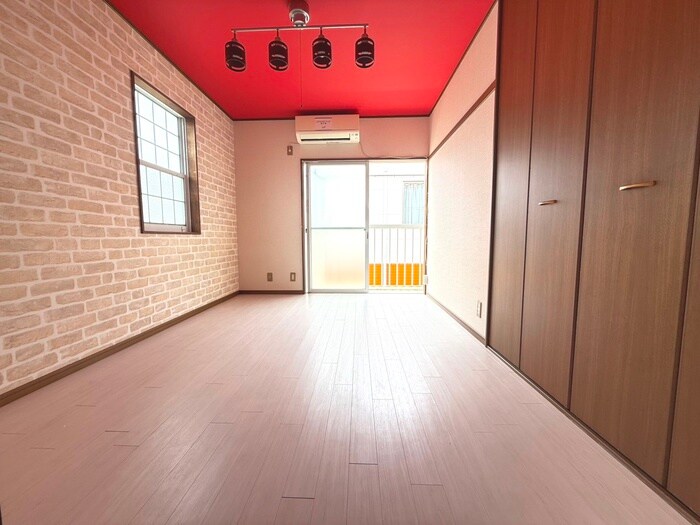 物件内観写真8　(居室)