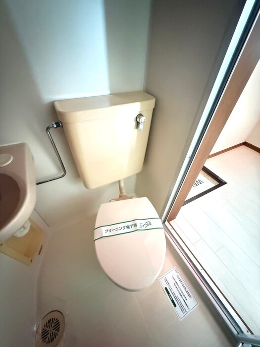 物件内観写真14　(トイレ)